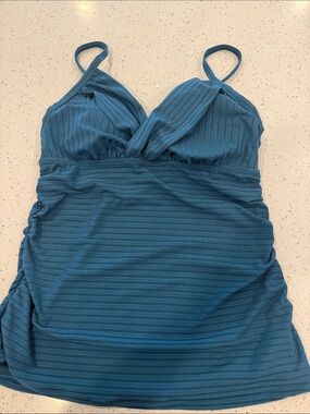 Blue tankini and leopard print swim short set